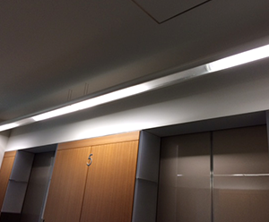 エレベーターホール照明器具LED化工事